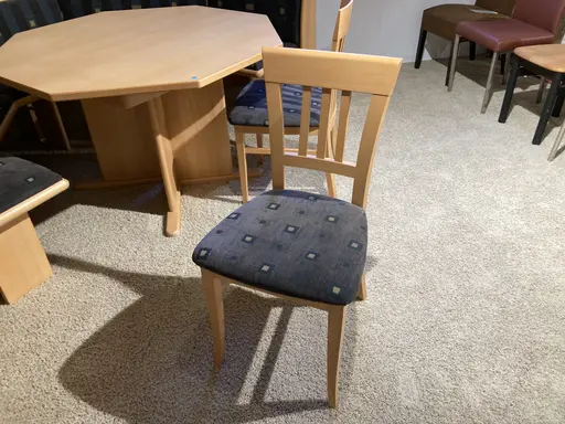 Pabneu Eckbank-/Essgruppe - Ausstellungsstück in Neuburg